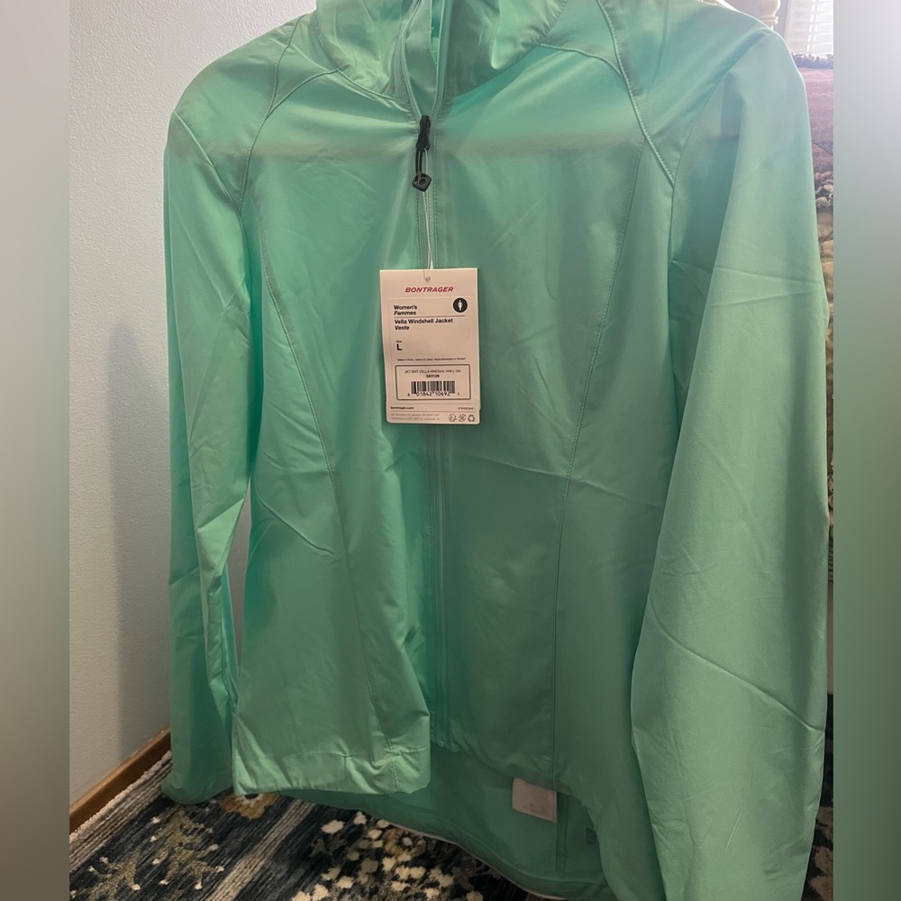 Vella Windbreaker Bontrager Jacket Size Large - Miami Green